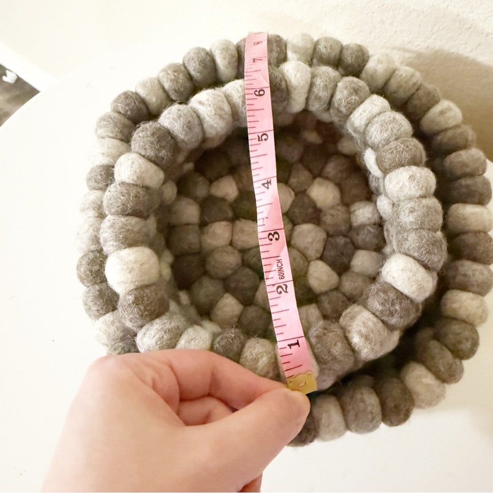 TJ Maxx Marshalls Global World Felted Wool Balls Nesting Bowls Set of 2 - Picture 7 of 8